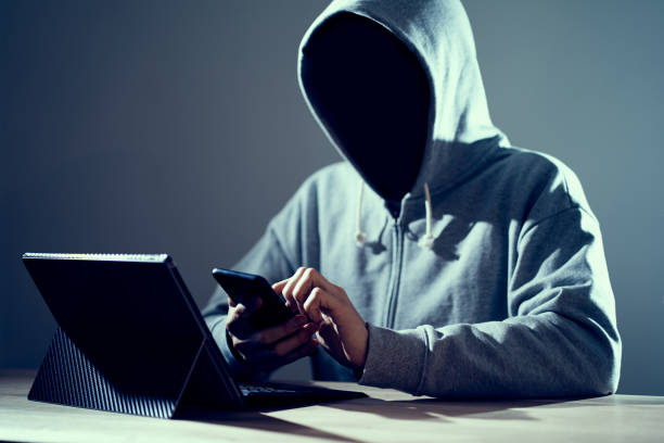 istock A man who spreads bad publicity on SNS 1392696159
