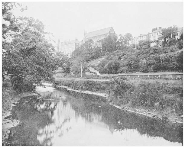 illustrations, cliparts, dessins animés et icônes de photographie antique de l’irlande : église saint-vincent, puits du dimanche, cork - cork