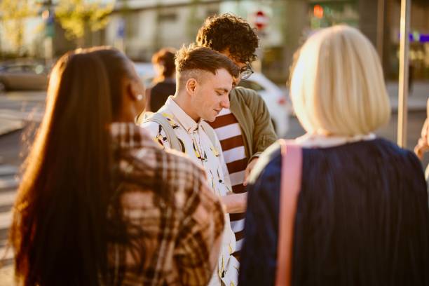 istock Friends searching for Directions on Mobile 1392757202