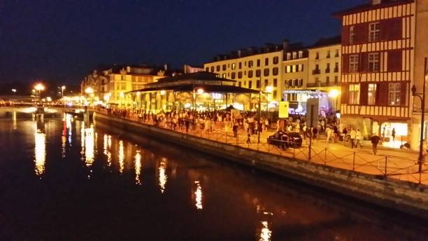 istock Bayonne life at night 1392799489