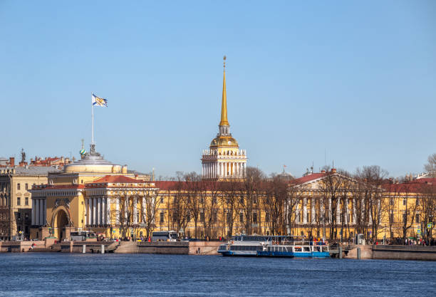 istock Admiralty, St. Petersburg 1392801663