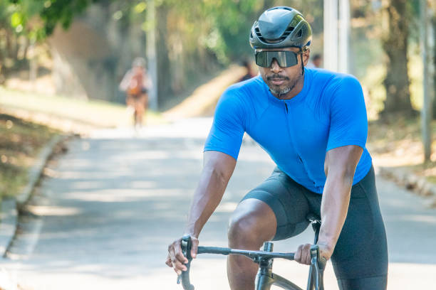 istock Athlete takes a break to be photographed 1392827359