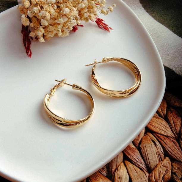istock Luxury Gold and Diamond Jewelry 1392837155