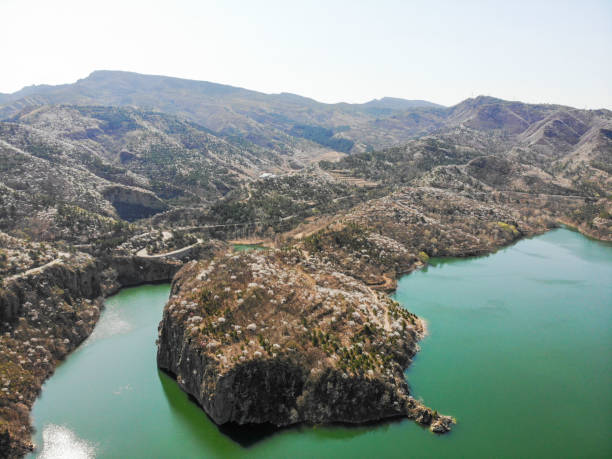 the aerial view of  reservoir, beijing - yanqing county imagens e fotografias de stock