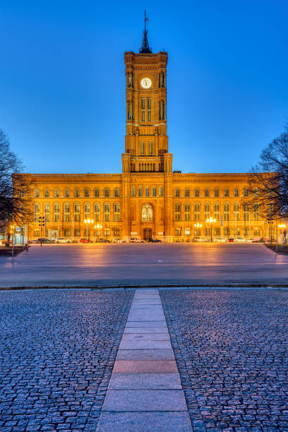istock The famous Berlin town hall at twilight 1392877000
