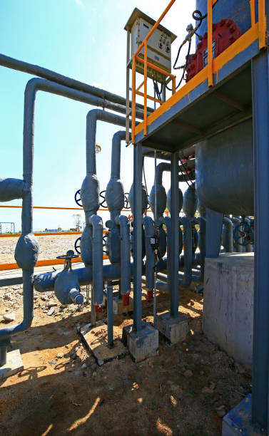 istock Oil pipes and valves 1392882451