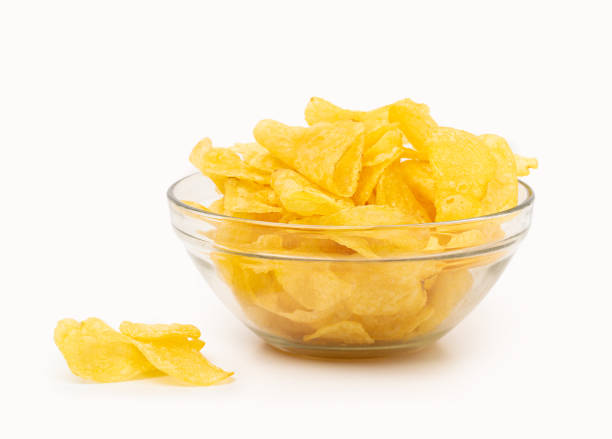 istock Potato chips in glass bowl 1392923499