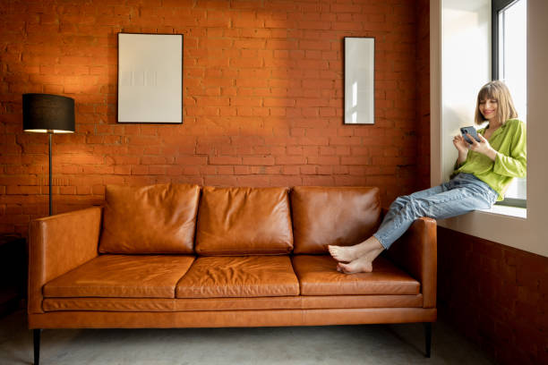 White modern sofa (XXL)
