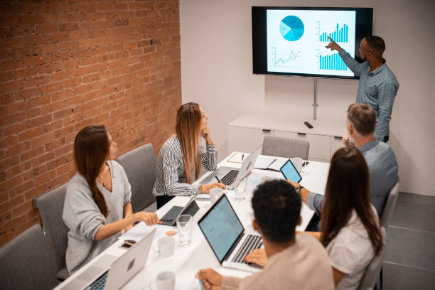 istock Business presentation with graphs and charts 1393105531