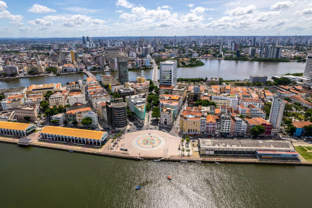 vista aérea del parque "marco zero" de recife. - central district fotografías e imágenes de stock