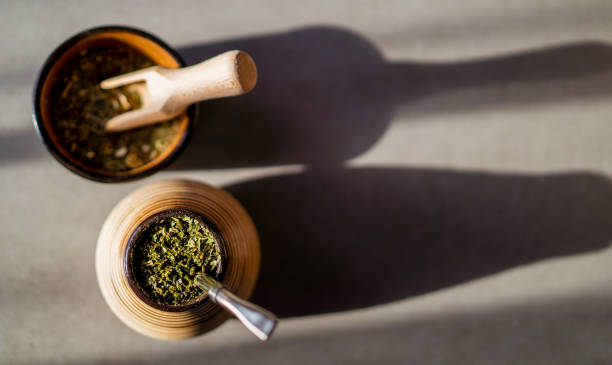 Yerba mate in matero.