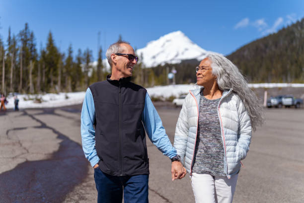 istock Active senior couple enjoying nature 1393230585