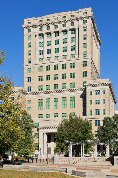 istock Courthouse - Asheville - North Carolina 1393243837