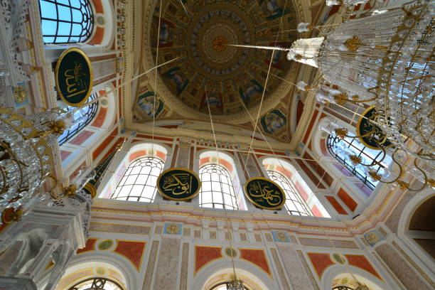 istock Ortakoy Mosque - İstanbul 1393335425
