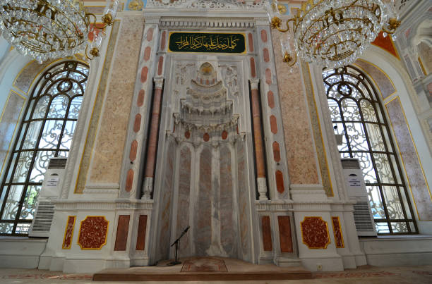 istock Ortakoy Mosque - İstanbul 1393335426
