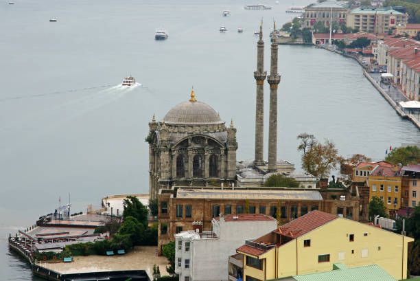 istock Ortakoy Mosque - İstanbul 1393340758