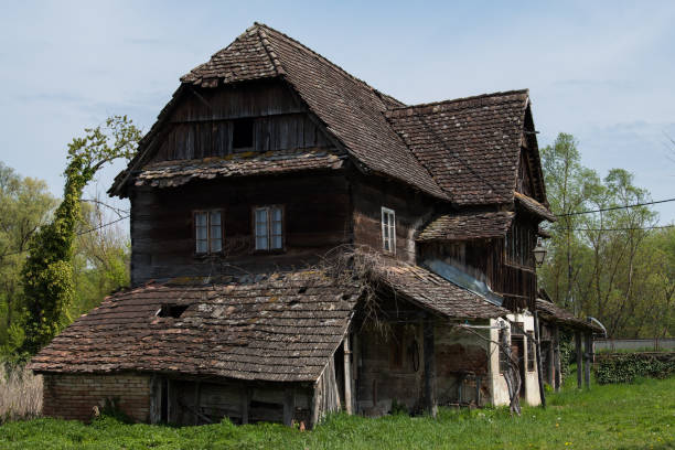 istock Very old abandoned traditional wooden house. 1393345405