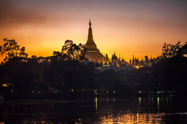 istock Shwedagon Pagoda 1393372395