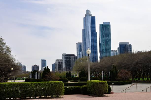 istock City view of Chicao 1393467553
