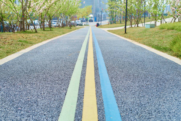 istock A straight road disappears at the end 1393493701