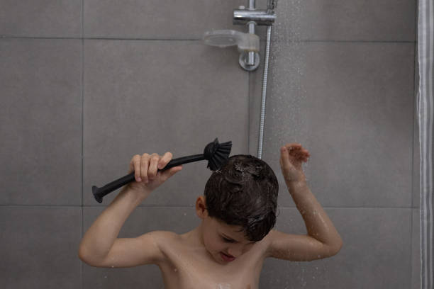 istock I'm big enough to take a shower myself 1393518460