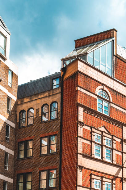 Flats in downtown, London