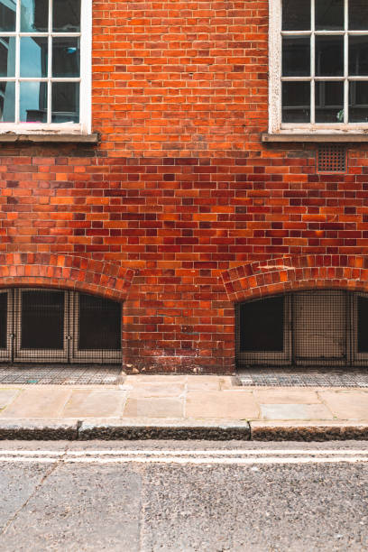 istock Classic architectural wall in London street 1393609681