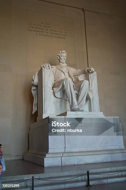 Monumento A Lincoln Foto de stock y más banco de imágenes de Abraham Lincoln - Abraham Lincoln, Ciudades capitales, Destinos turísticos