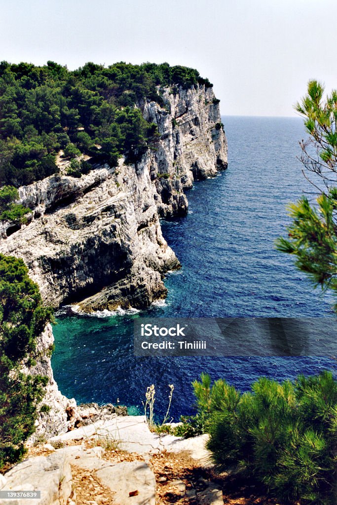 Хорватия: Скалы - Стоковые фото Адриатическое море роялти-фри