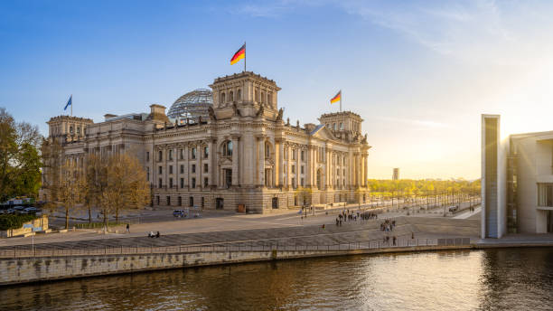 the reichstag the famous reichstag building in berlin, germany bundestag stock pictures, royalty-free photos & images