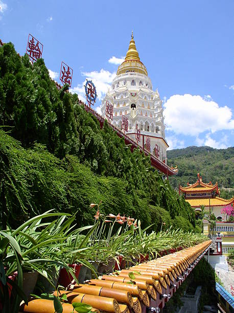 istock Kek Lok Si Temple 139377181
