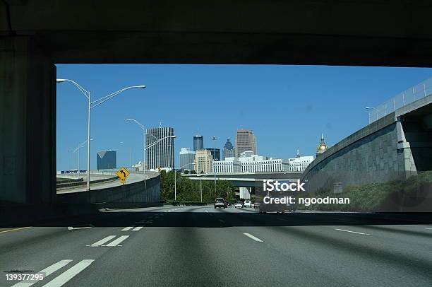 Atlanta Estrada - Fotografias de stock e mais imagens de Alfalto - Alfalto, Ao Ar Livre, Autoestrada