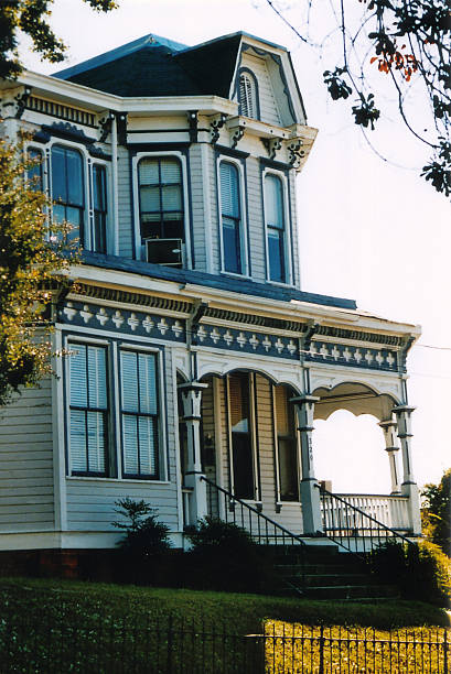 istock Victorian Architecture in Tuskeegee Alabama 139377348