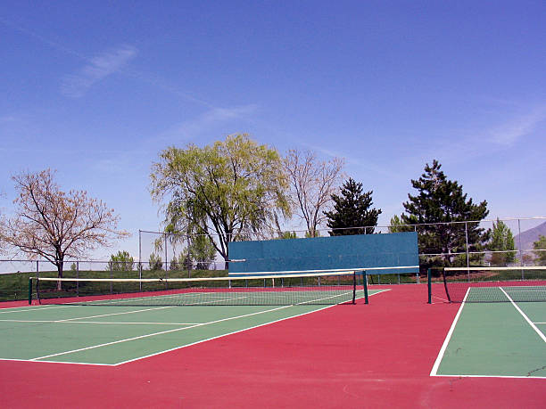 istock Empty Tennis Court 139378200