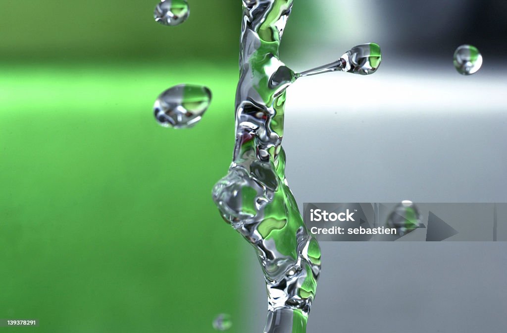 Verde, prata e água - Foto de stock de Descrição de Cor royalty-free