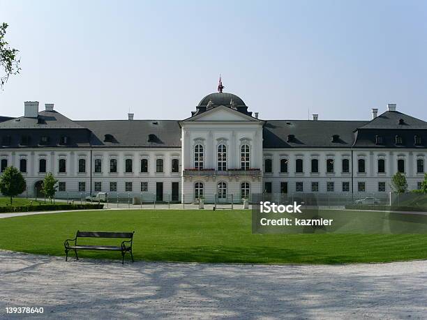 Foto de Palácio De Grassalkovich e mais fotos de stock de Bratislava - Bratislava, Palácio, 18-19 Anos