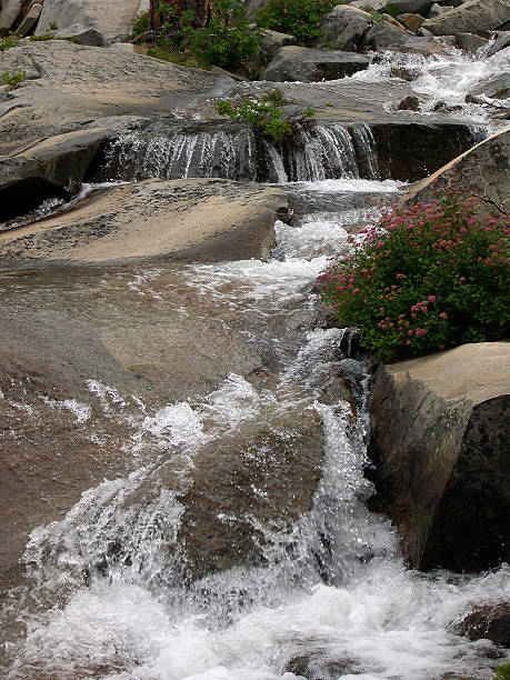 Parte superior de la cascada - foto de stock