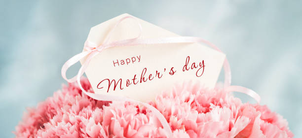istock Tag in a bouquet of carnations. 1393810351