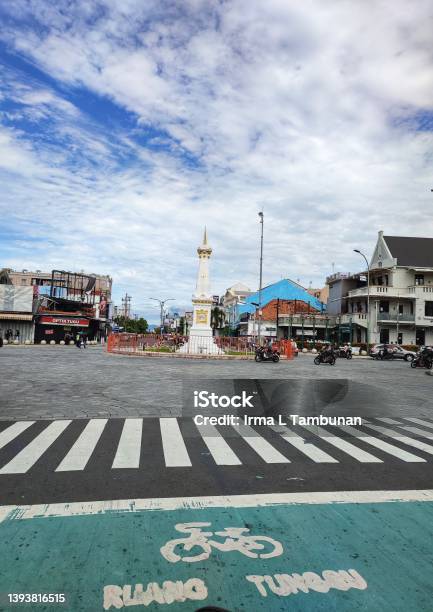 Tugu Jogja Stock Photo - Download Image Now - Yogyakarta, Bicycle Lane, Zebra Crossing