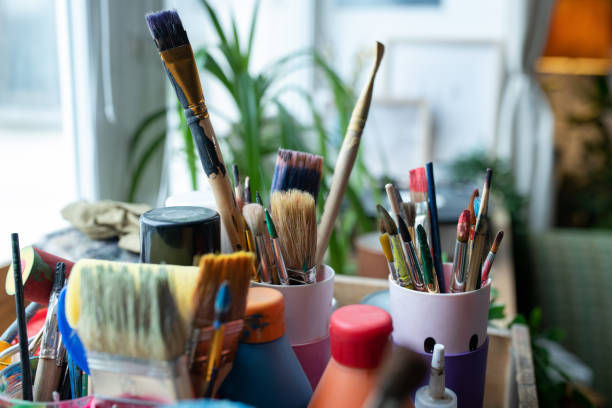 istock Bunch Of Paintbrushes Close-up 1393845442