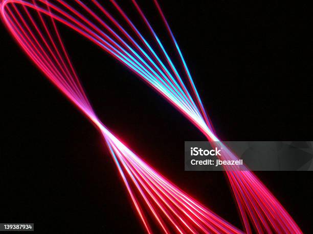 Luz Laser - Fotografias de stock e mais imagens de Composição Digital - Composição Digital, Equipamento de Iluminação, Escuro