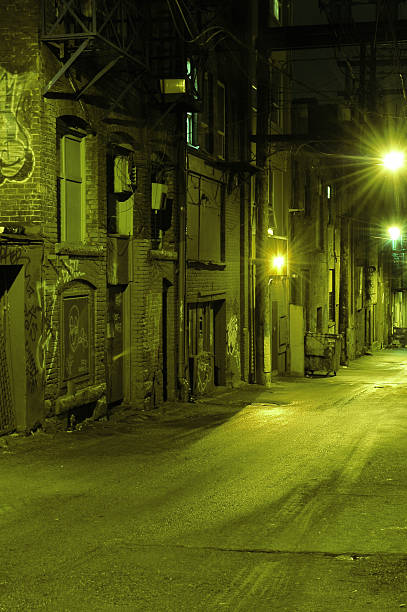 istock Dark Dangerous Alley 139388574