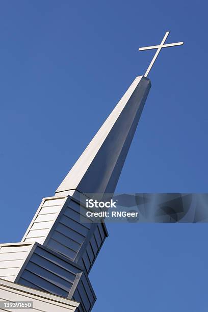 Kirchturmspitze Und Sky Stockfoto und mehr Bilder von Beten - Beten, Blau, Fotografie