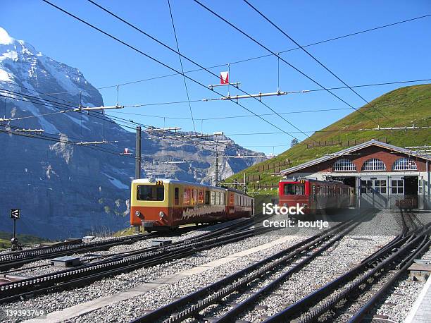 Trainstation В Швейцарии — стоковые фотографии и другие картинки Станция - Станция, Юнгфрауйох, Без людей