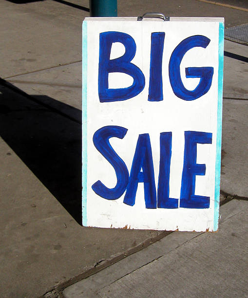 istock Big Sale Sign 139393957