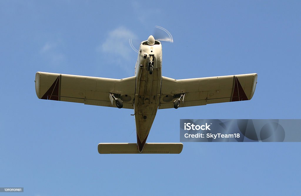 Abfahrt einem Motor Flugzeug - Lizenzfrei Abheben - Aktivität Stock-Foto