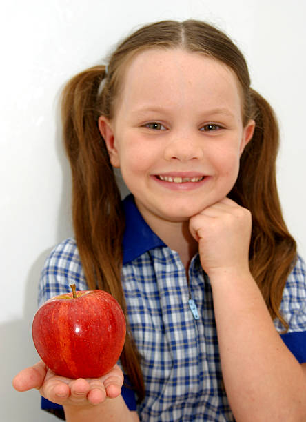 istock Healthy Apple Play Lunch 139395974