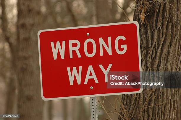 Wrong Way Stockfoto und mehr Bilder von Das Böse - Das Böse, Fotografie, Horizontal