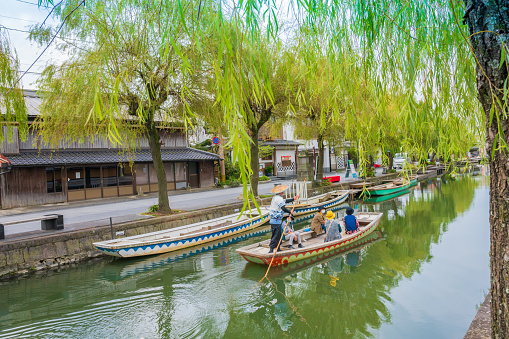 September 30, 2020 Yanagawa City Fukuoka Prefecture A famous tourist destination in Japan Suigo Yanagawa is a tourist destination where you can take a leisurely view of the old cityscape and scenery while going down the river on a boat called \
