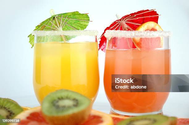 Cocktails - Fotografias de stock e mais imagens de Bebida - Bebida, Bebida Alcoólica, Cocktail